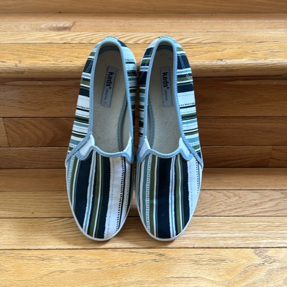 Keds Original Navy Stripes Loafers Excellent Condition Size 9 - Picture 1 of 7